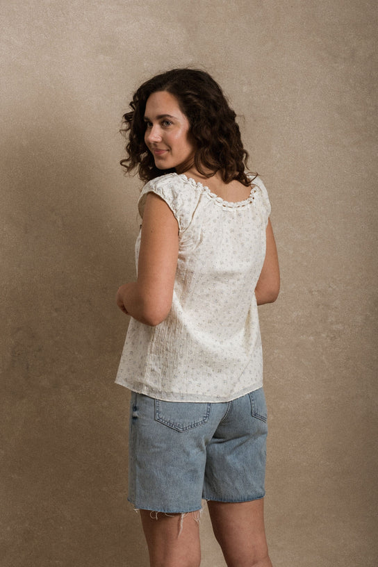 collection-grid-image-3