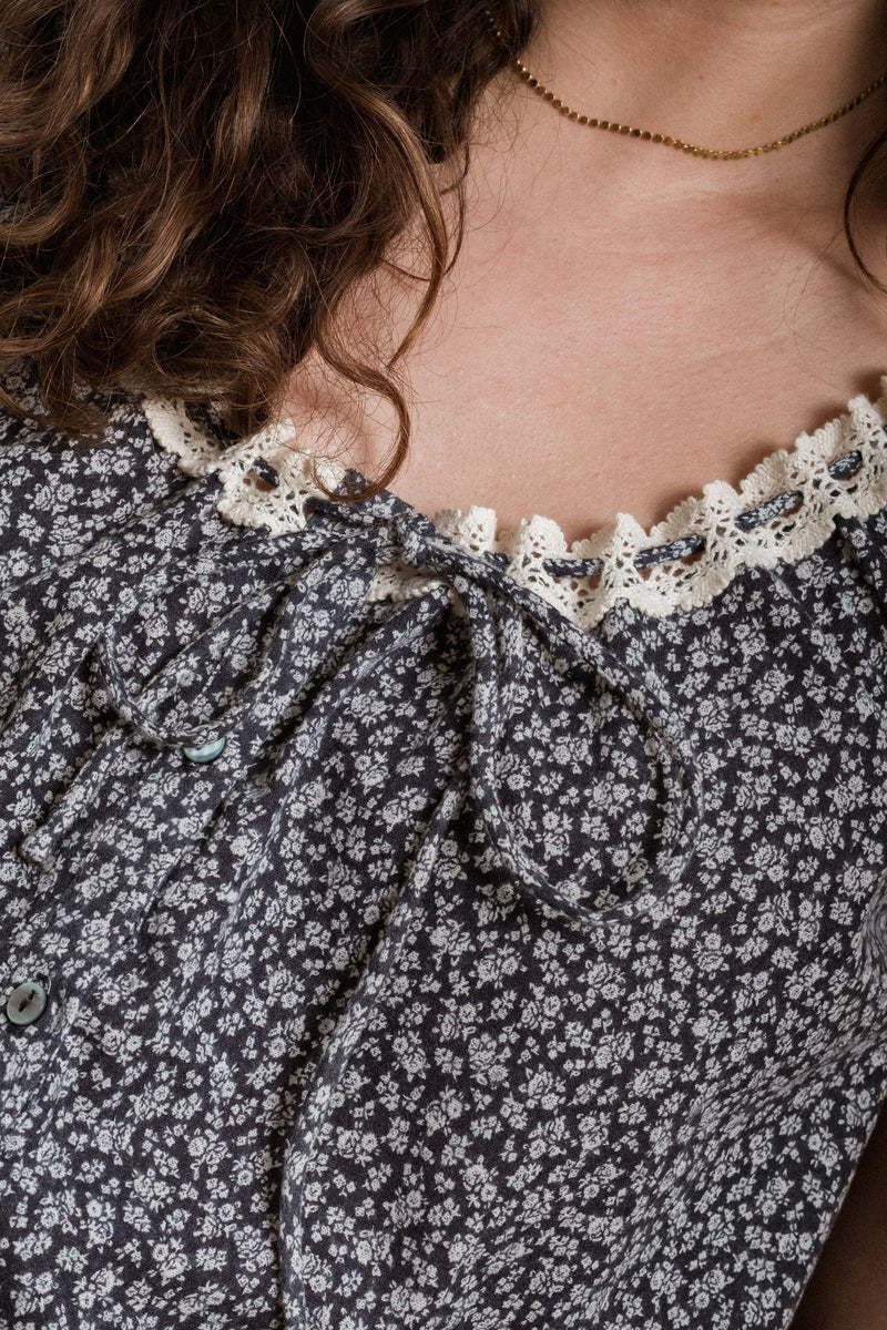 Shelby Blouse - Navy Floral