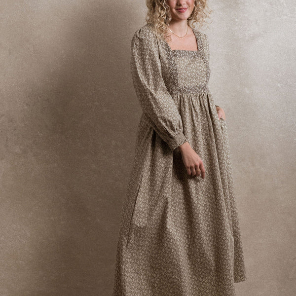 Victoria Dress Medium