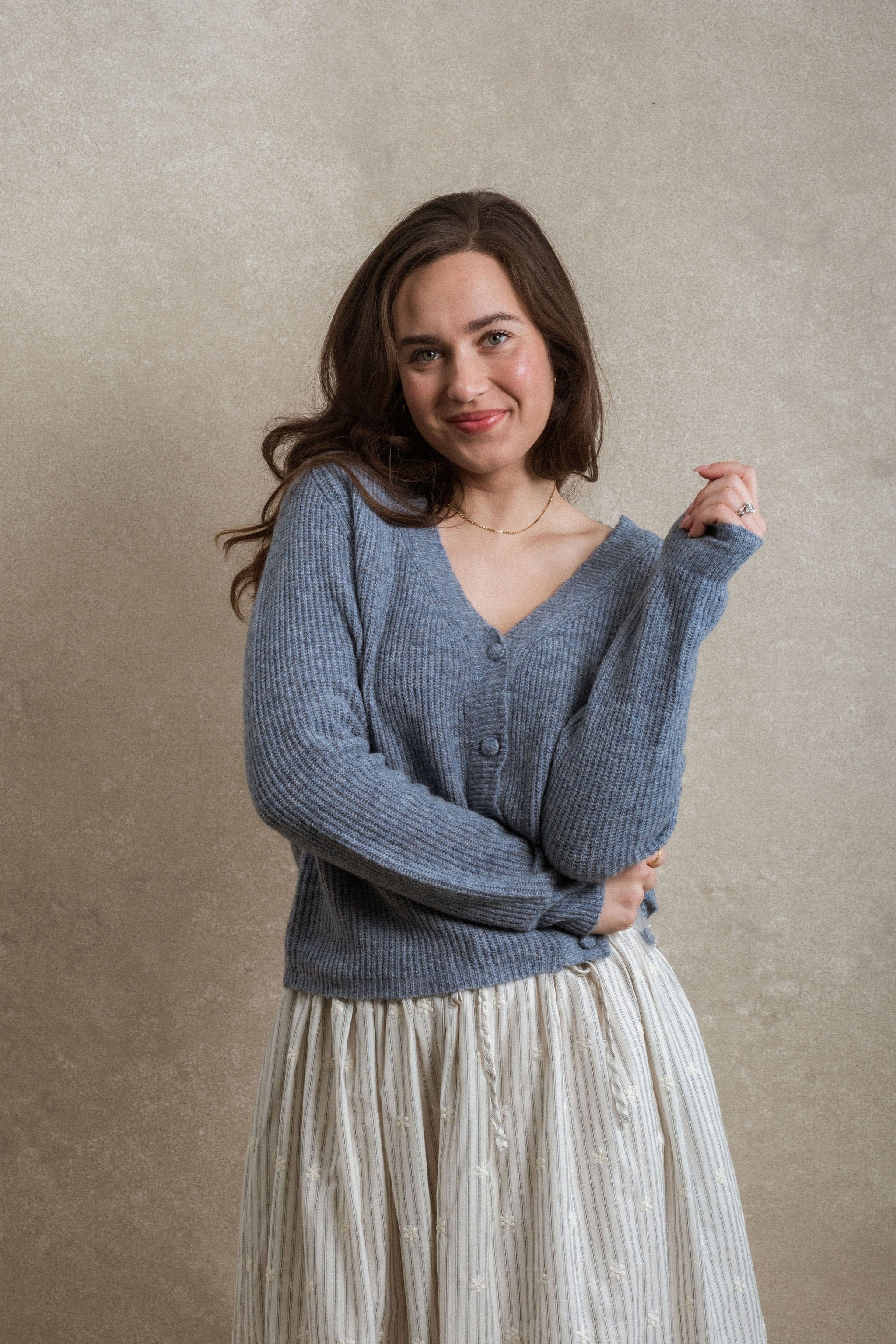【美品】sneeuw ニット ブルー グレー Gold Coast Cardigan - Dusty Blue – Neuflora