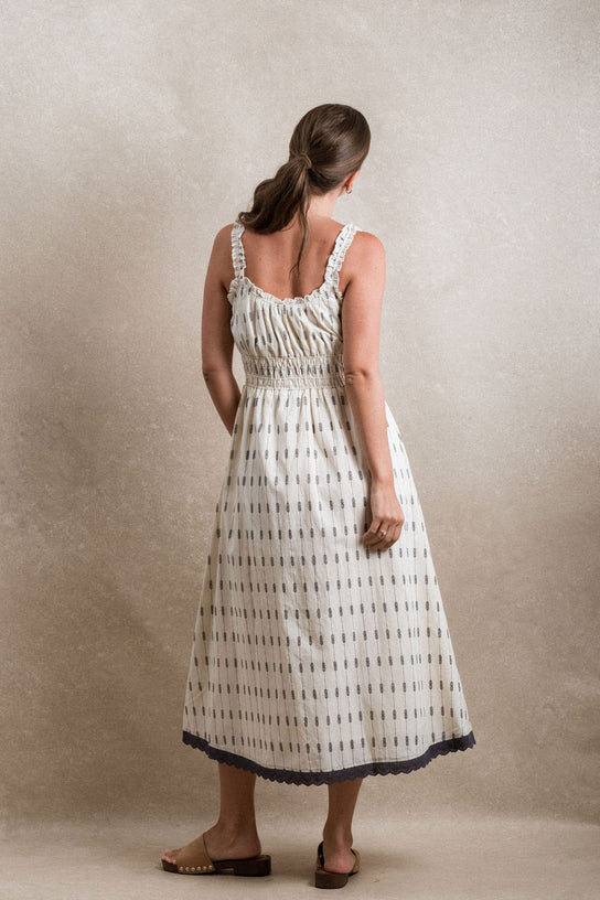 collection-grid-image-3