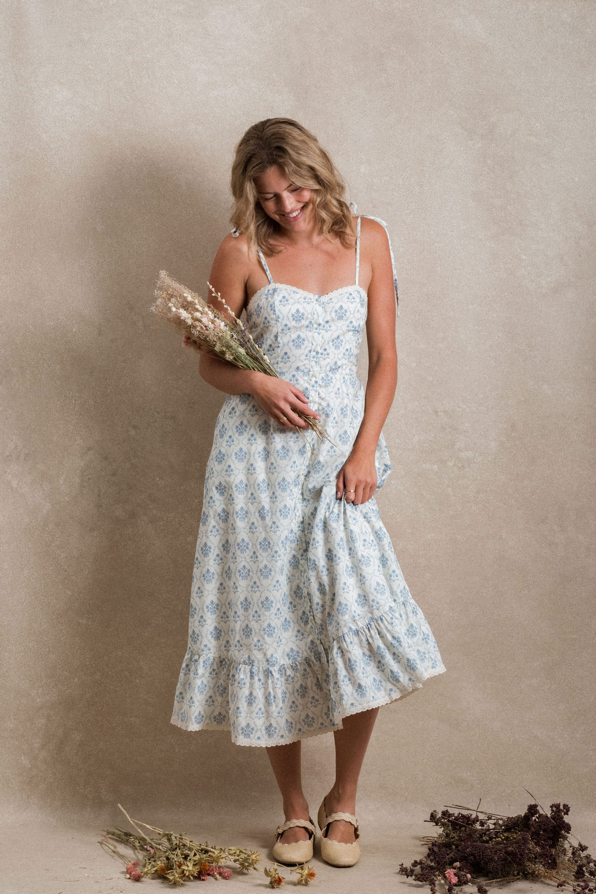 blue flora dress Del Ray Luxalzxs Victorian Dress for Nafori showcases our 2026 8-10 Size:XS-US0