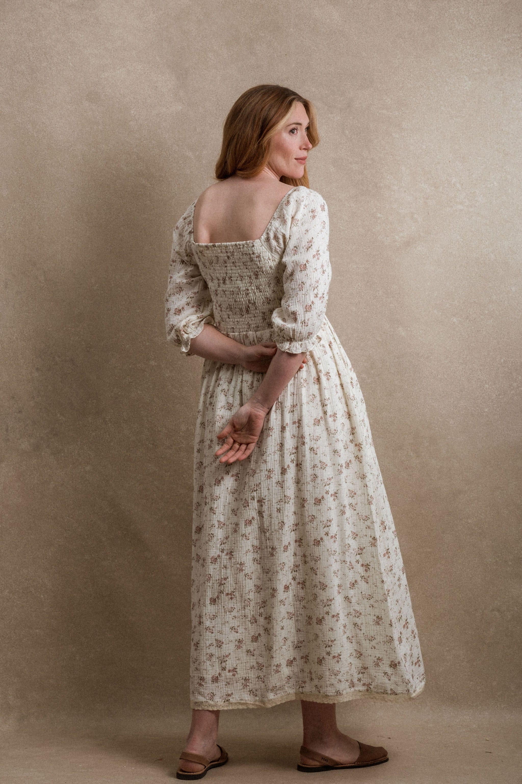cream floral dress long sleeve Cream Satin Collar Floral A-Line Maxi Dress XS