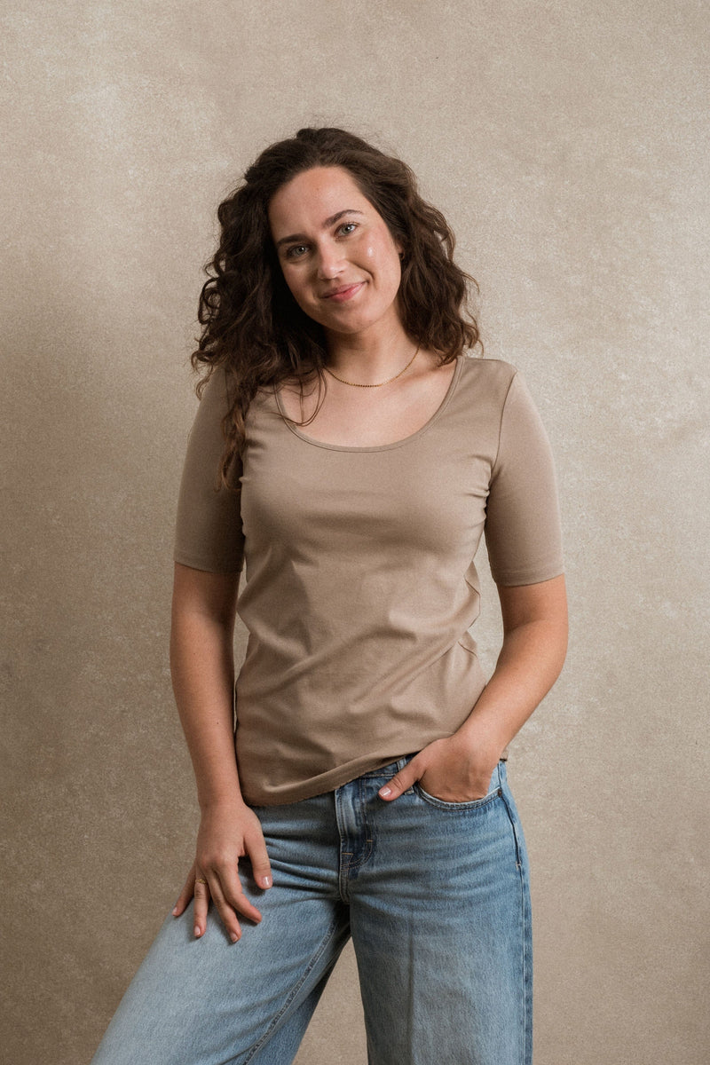 Kelia Tee