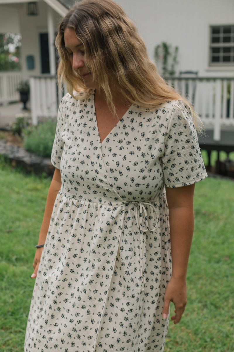 Fall River Dress - Spring Floral